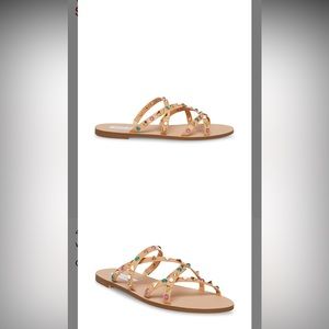 Kelsey Natural with gold spikes